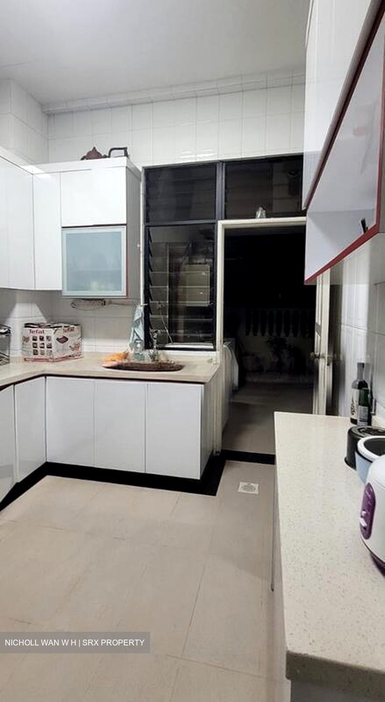 Onan Road (D15), Terrace #523548781